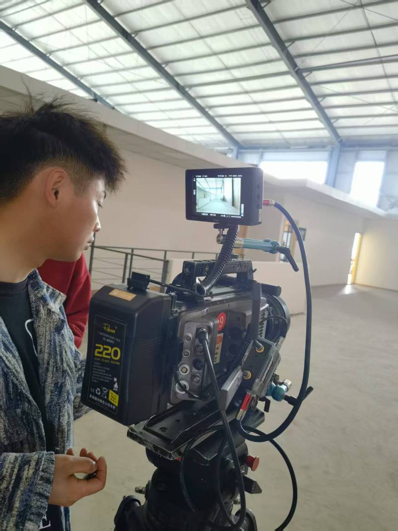 解锁滨江区广告片拍摄：以创意镜头，解锁品牌商业价值新高度