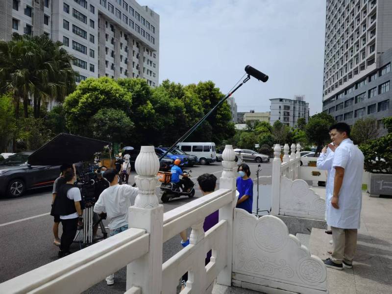 滨江区广告片拍摄公司低成本实现高规格制作的诀窍